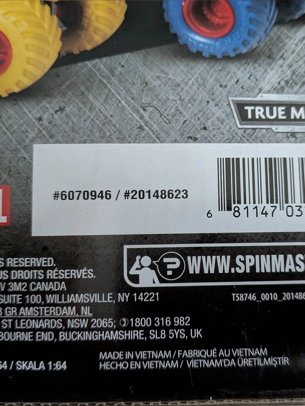 Monster Jam Marvel Heroes Target Exclusive Captain America Spiderman Iron Man